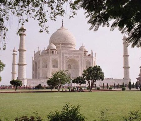 Taj_Mahal, Agra - India 0