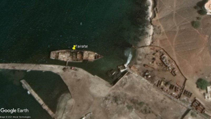 Tarrafal, hundido en Cabo Verde 0 - MV Jernas, barco abandonado en Omán 🗺️ Foro General de Google Earth