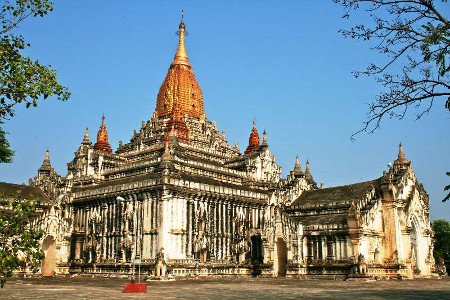 Templo Ananda, Nyaung-U, Mandalay Region, Myanmar (Birmania) 0