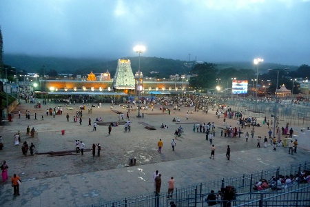 Templo Tirupati, Tirumala, Andhra Pradesh, India 0