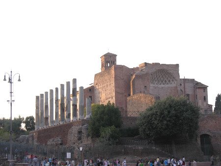 Templo de Venus, Piazza di Santa Maria Nova, Roma, Italia 1