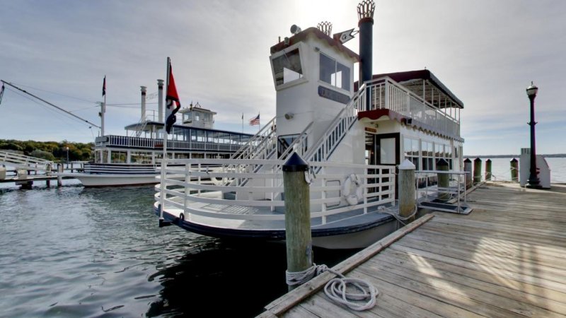 Duchess Paddle Steamer, USA 0 - St Charles PaddleWheel Riverboats - USA 🗺️ Foro General de Google Earth