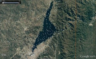 a tiro de piedra