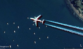 Avión sobre el Golfo de Morbihan, Francia