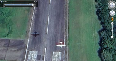 Avioneta Volando en Mariquita Airport...