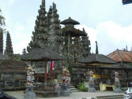 templo de pura ulun danu batur, bali, indonesia