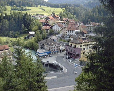 Tiefencastel, AlbulaAlvra, Suiza 0