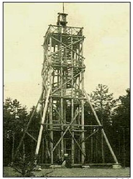 La torre de Bismarck de madera en Meiningen 0