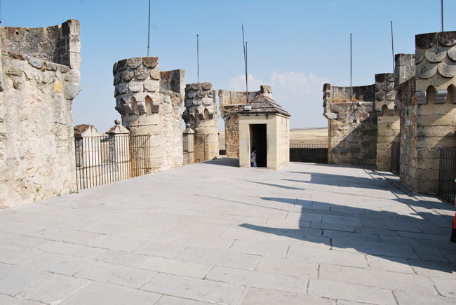 Torre del homenaje - Antigua Escuela de Artilleria