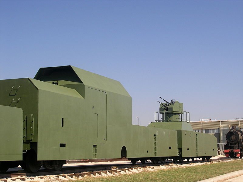 Tren blindado en el Museo Técnico Togliatti 2 - Locomotora blindada Ov 5067 en Moscú, Rusia 🗺️ Foro Belico y Militar