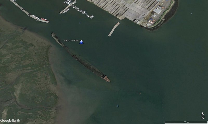 barco hundido bunker de submarinos de la II Guerra Mundial 0 - Barco Gelria o Gradisca 🗺️ Foro General de Google Earth