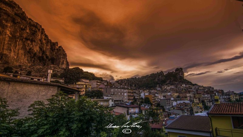 Ulassai, Nuoro, Italia 🗺️ Foro Europa 1