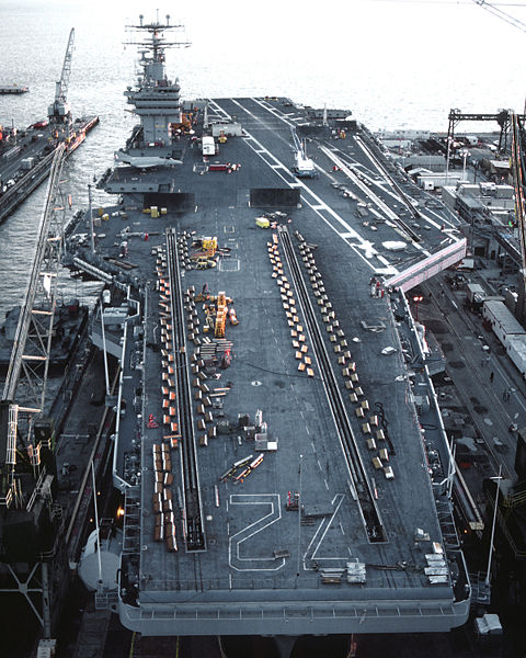 USS Abraham Lincoln en Everett 1