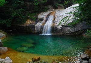 Valle Esmeralda, Huangshan, Anhui, China 0