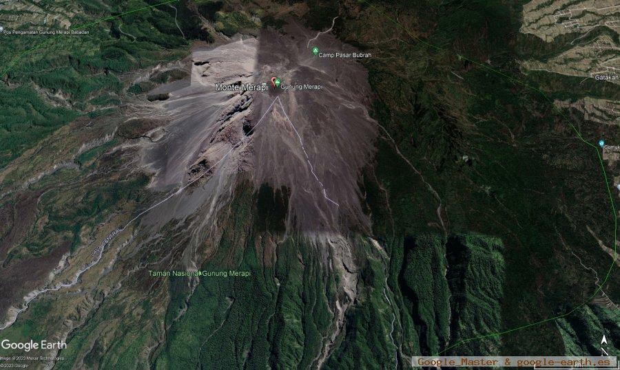 Erupción del Volcán Merapi - Java, Indonesia 1