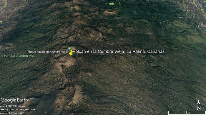 Entra en erupción el Volcan en la Cumbre Vieja. La Palma 1