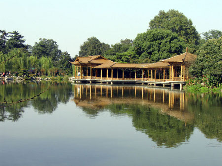 West Lake, Hanzhou, Zhejiang, China 1