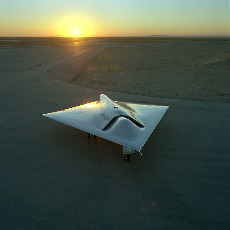 UAV, Drones: Aviones no tripulados cazados con Google Earth 2