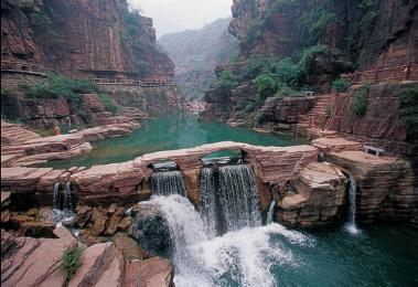 Cañón de Rocas Rojas de la montaña de Yuntai, China 1