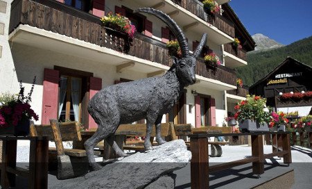 Zermatt, Bahnhof, Suiza 1